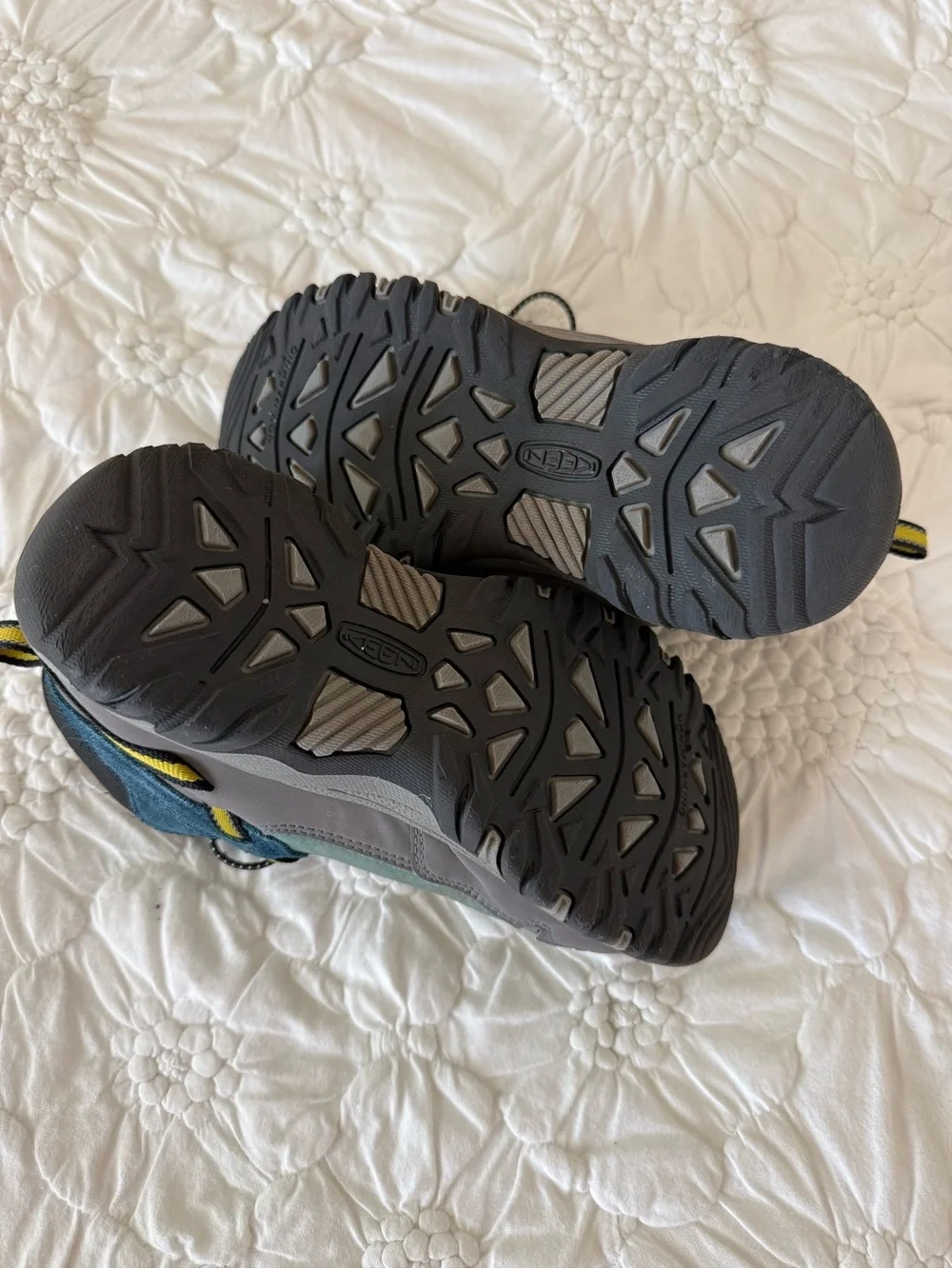 KEEN Kids' Gray & Teal Waterproof Hiking Boots